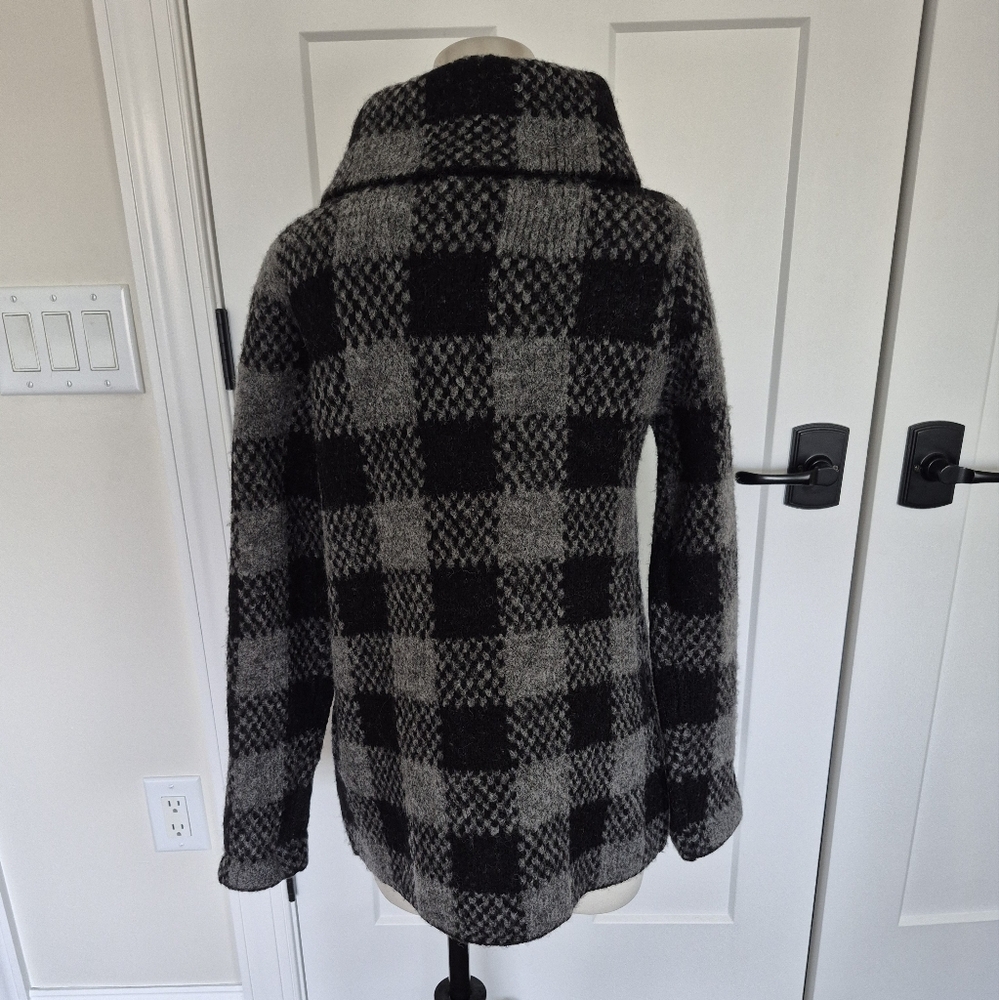 Ellen Tracy Cardigan / Jacket Gray Black Buffalo Plaid Wool Blend Size M NEW - Picture 4 of 8